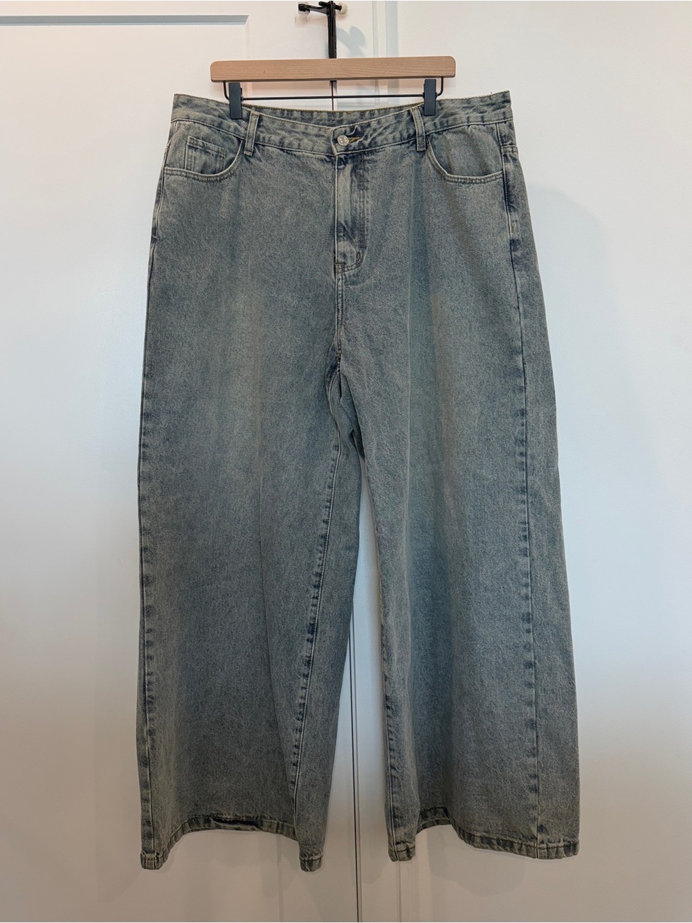 Low Rise Mid Wash Wide Leg Jeans